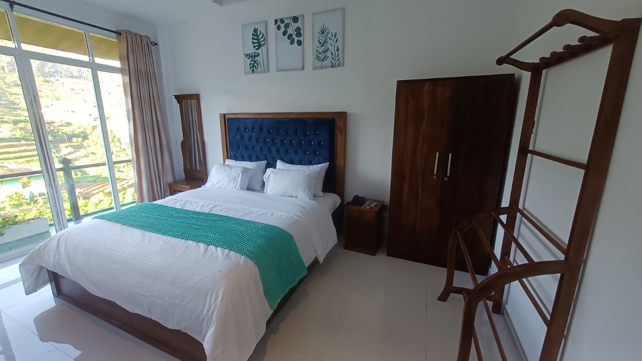 WhatsApp Image 2025-11-18 at 11.37.57